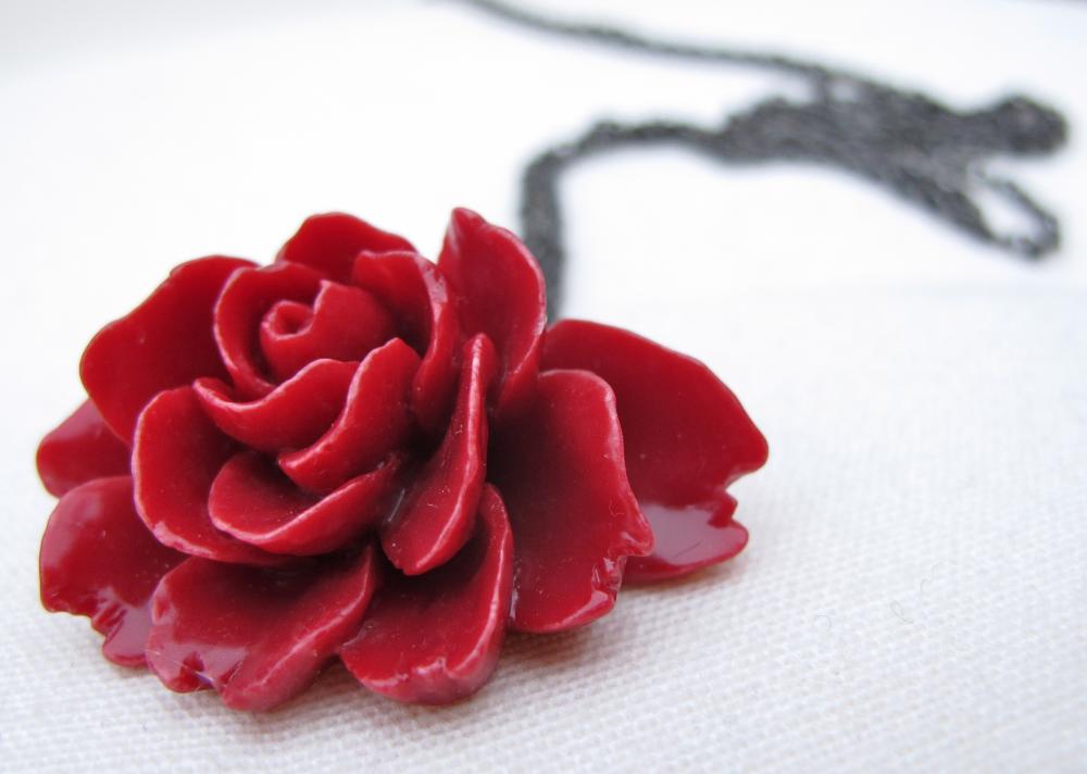 Antique Rose Pendant. Bridesmaid Jewelry. Choose Color. Red Pink on Luulla